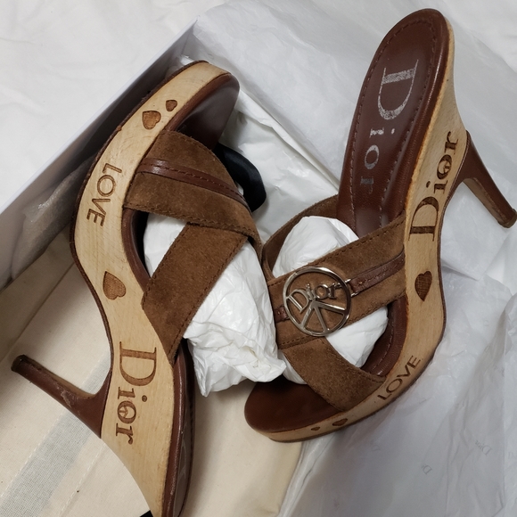 Dream in DIOR❤ - Picture 2 of 10